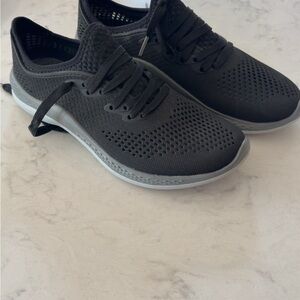CROCS Black Athletic Shoes